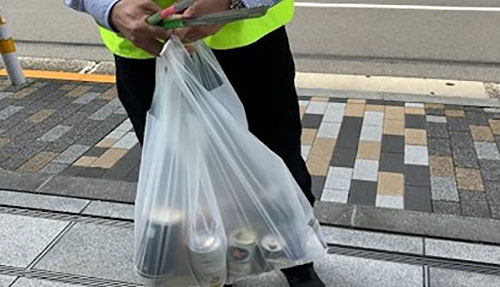 Trash cleanup around the Ebisu Subaru Building (Head Office)