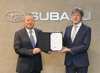 左:SGSジャパン 代表取締役 顔立新 右:SUBARU 執行役員 CDCO 柴田英司