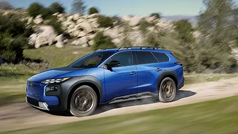 SUBARU　バッテリーEV 2台を世界初公開（2025年4月18日）