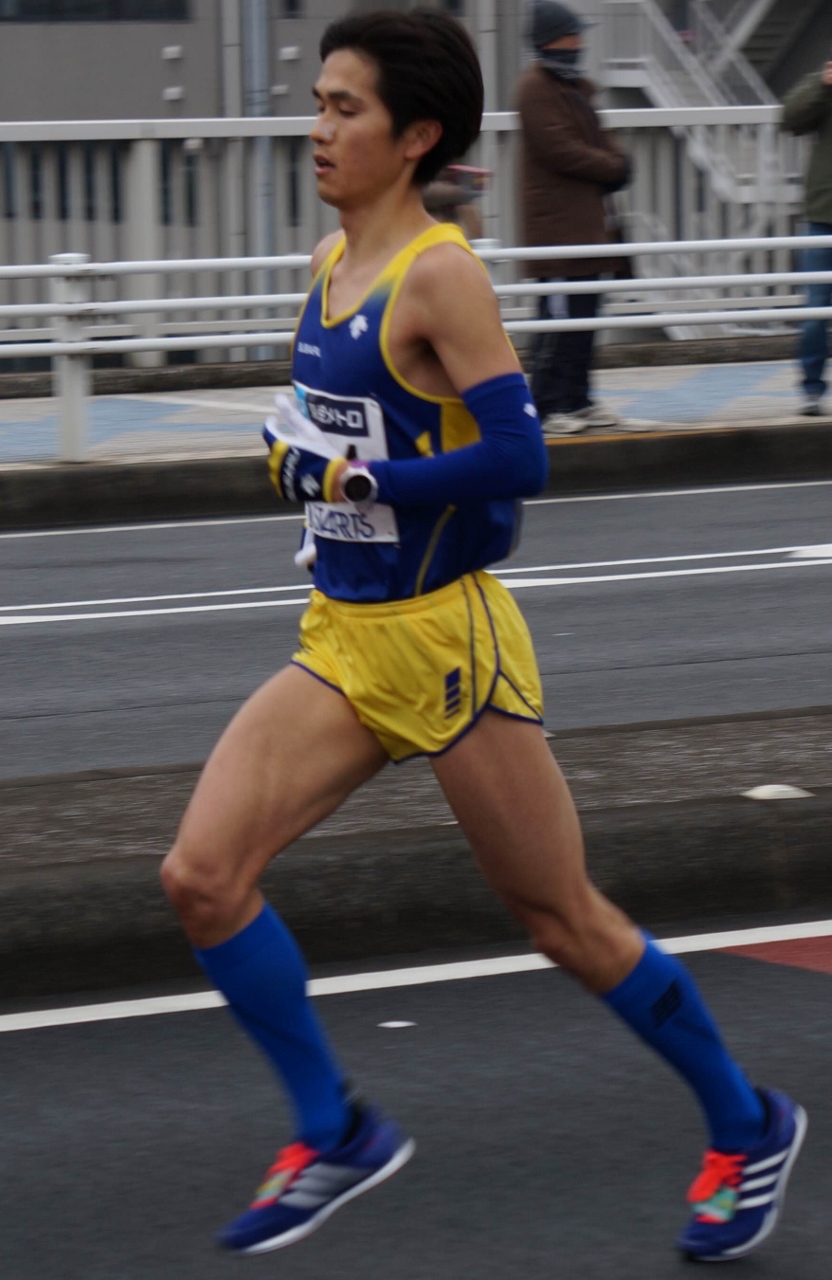 IMG_2706 (832x1280)