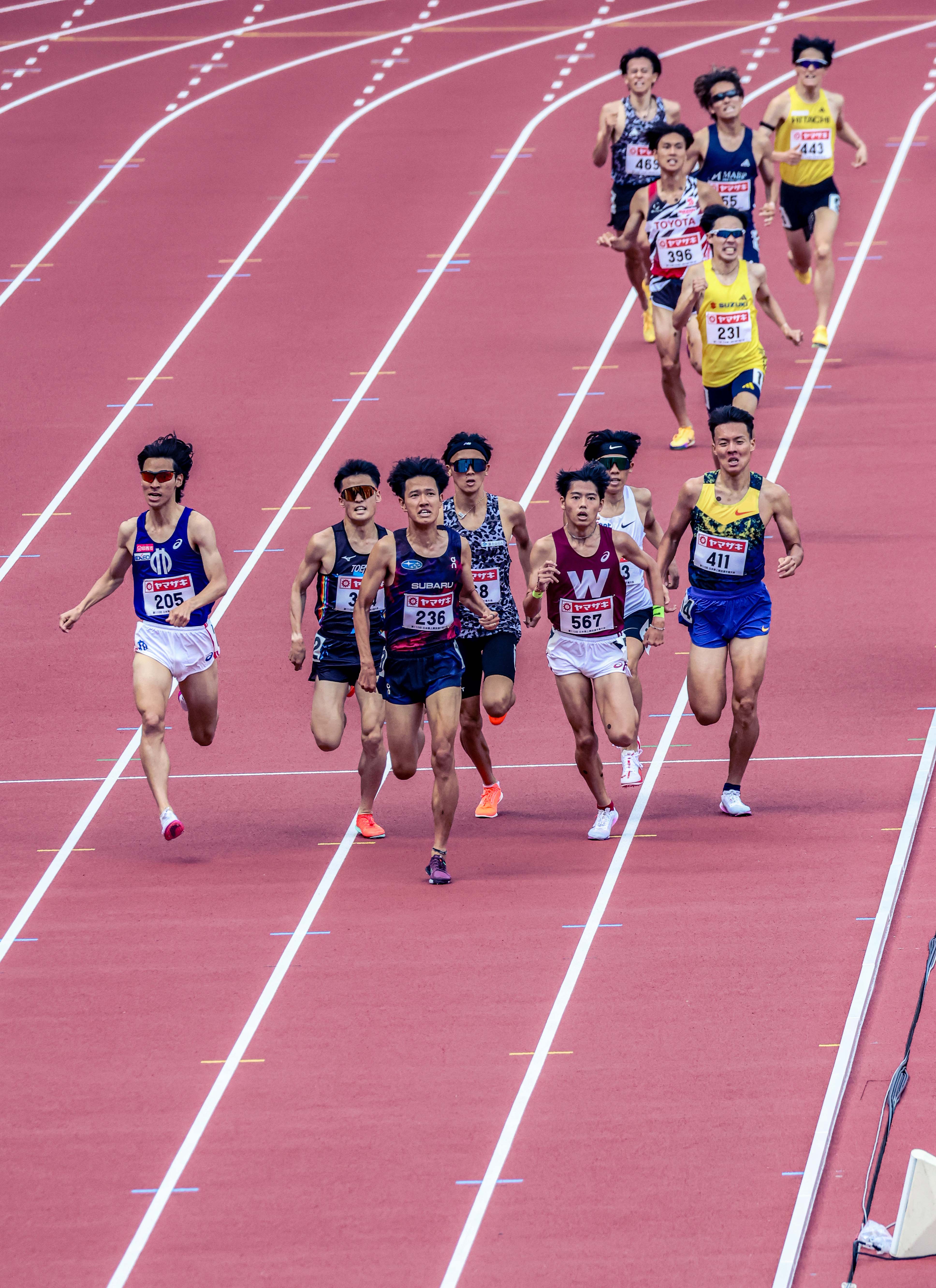 スパート合戦を繰り広げる森田選手