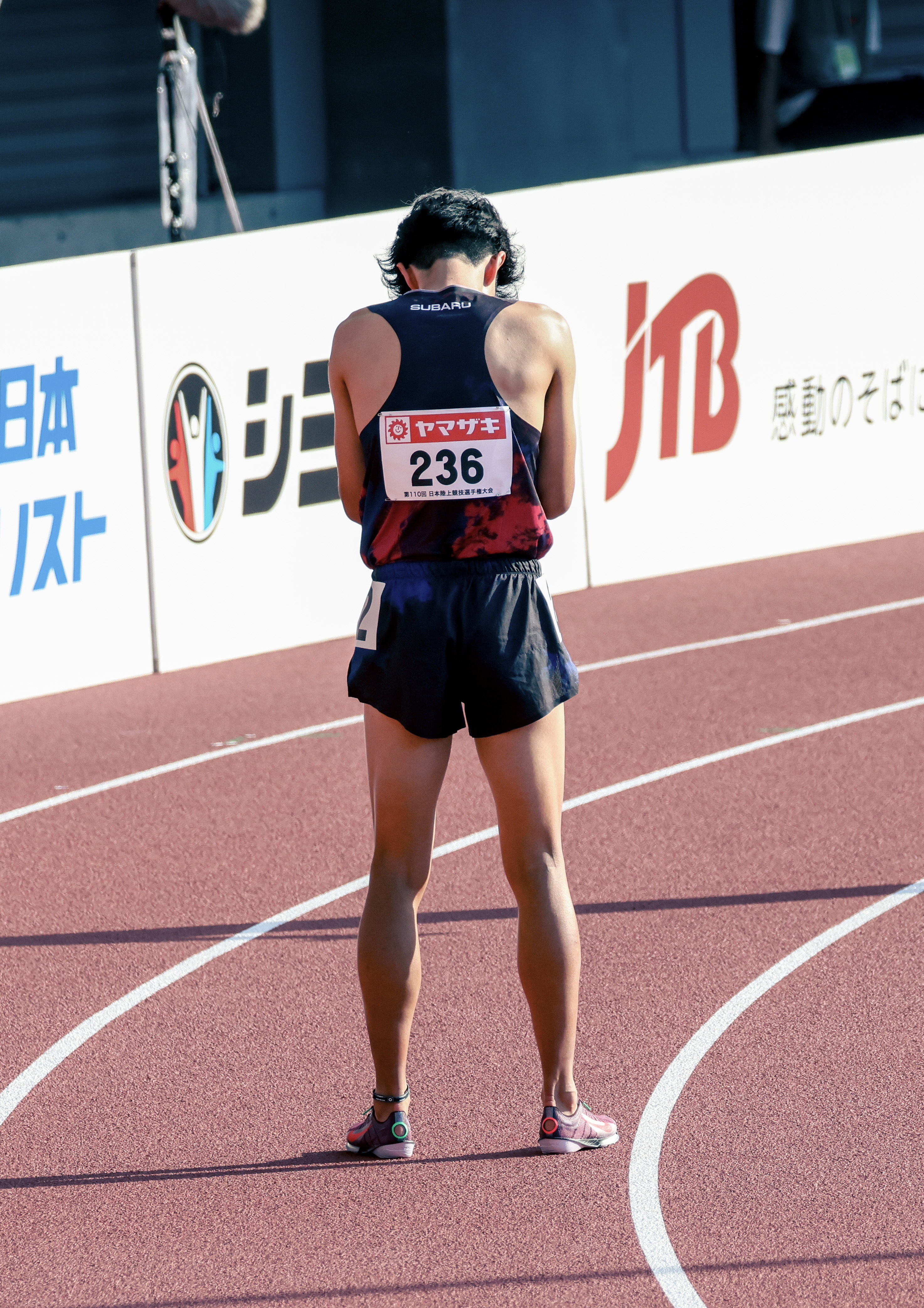 スタート前、トラックに立つ森田選手