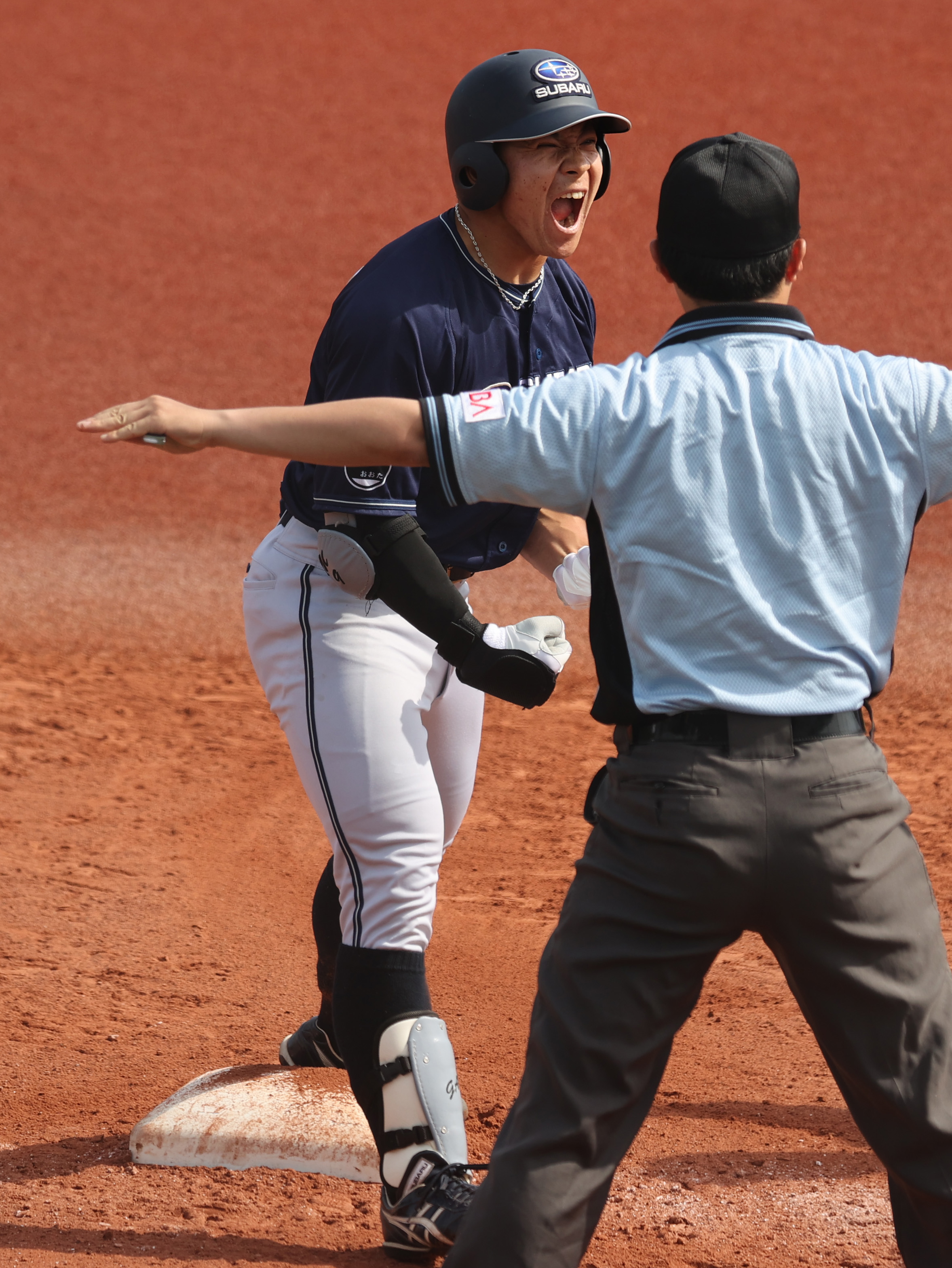 5回、センターへの三塁打で好機を作った江川岳