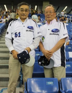 近藤副社長（左）清水市長（右）
