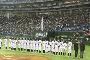 大声援に応えた選手の勝利挨拶