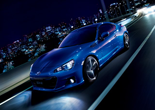 SUBARU BRZ 「S」（リヤスポイラーはメーカー装着オプション）